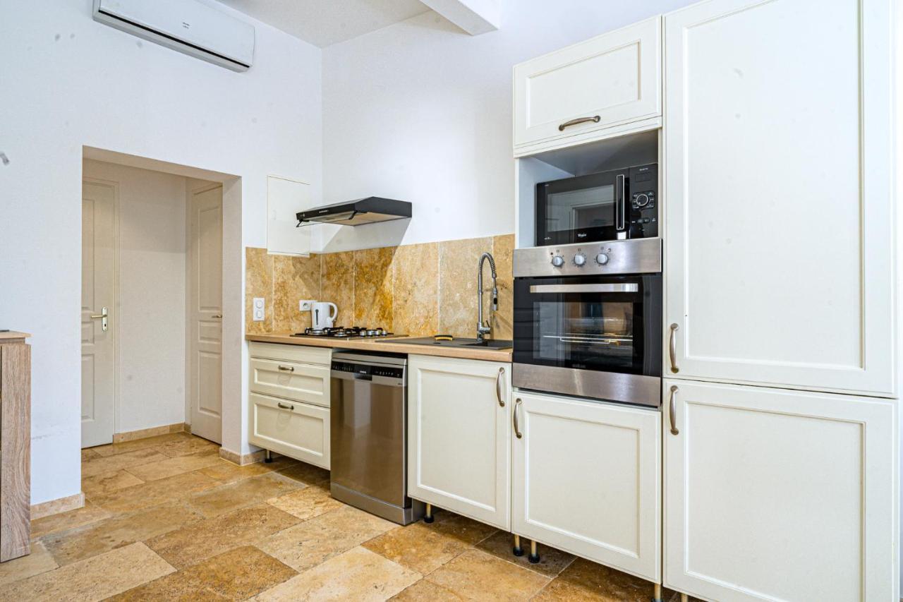 Domaine De L'Aufrene Bed & Breakfast Hyeres Exterior photo