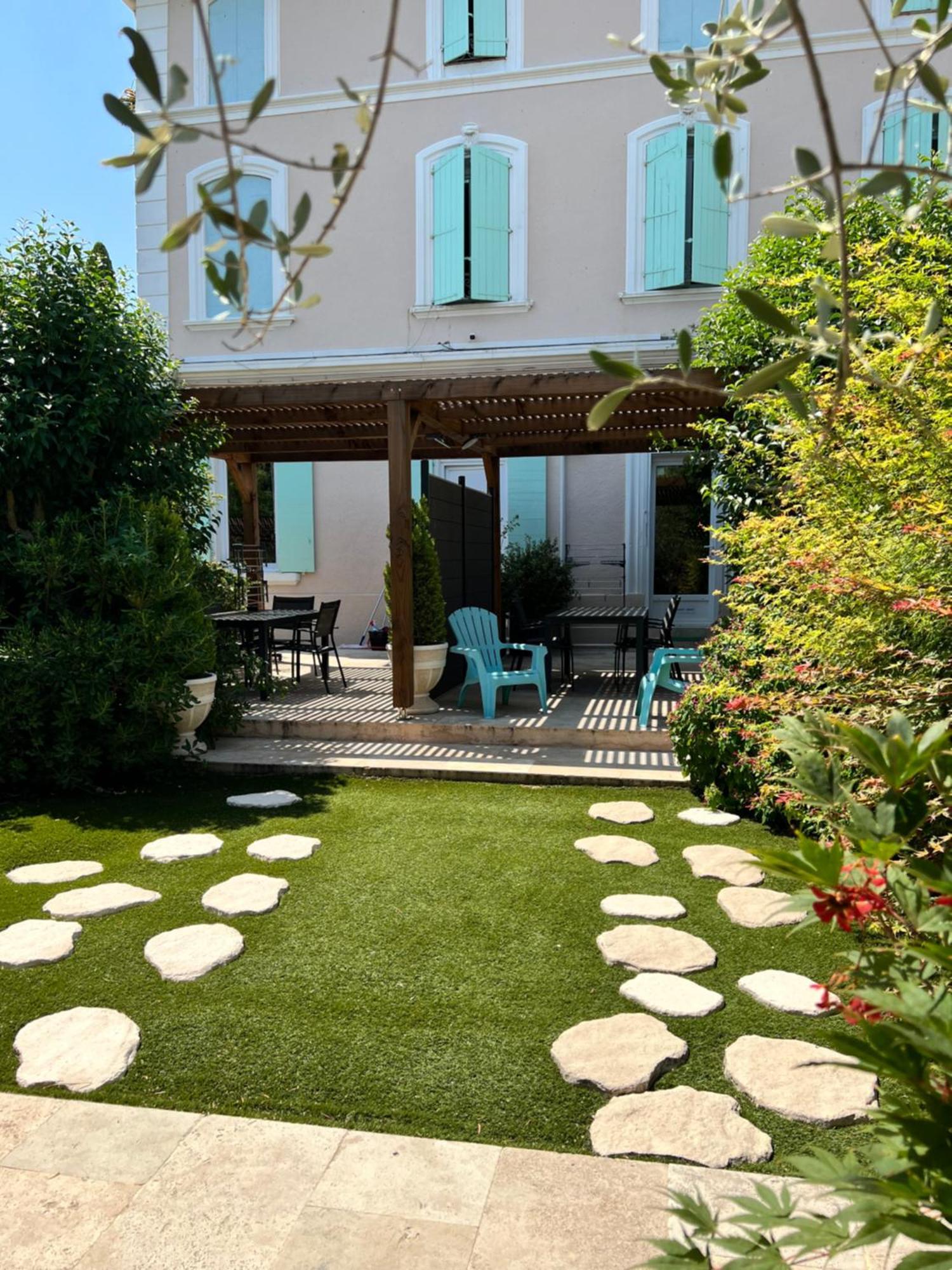 Domaine De L'Aufrene Bed & Breakfast Hyeres Exterior photo
