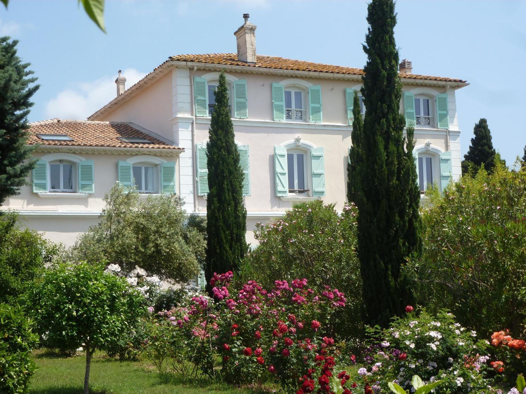 Domaine De L'Aufrene Bed & Breakfast Hyeres Exterior photo
